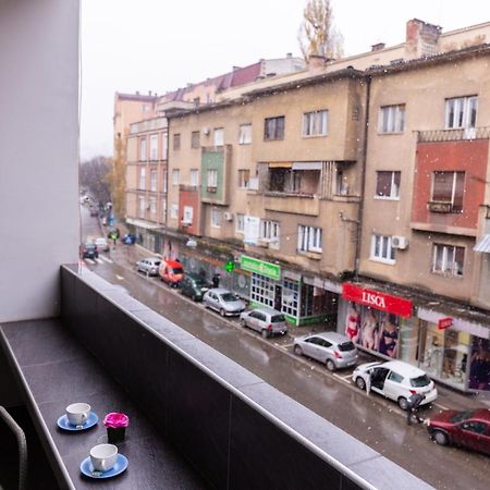 Spa Apartment Nalis Ni Exteriör bild