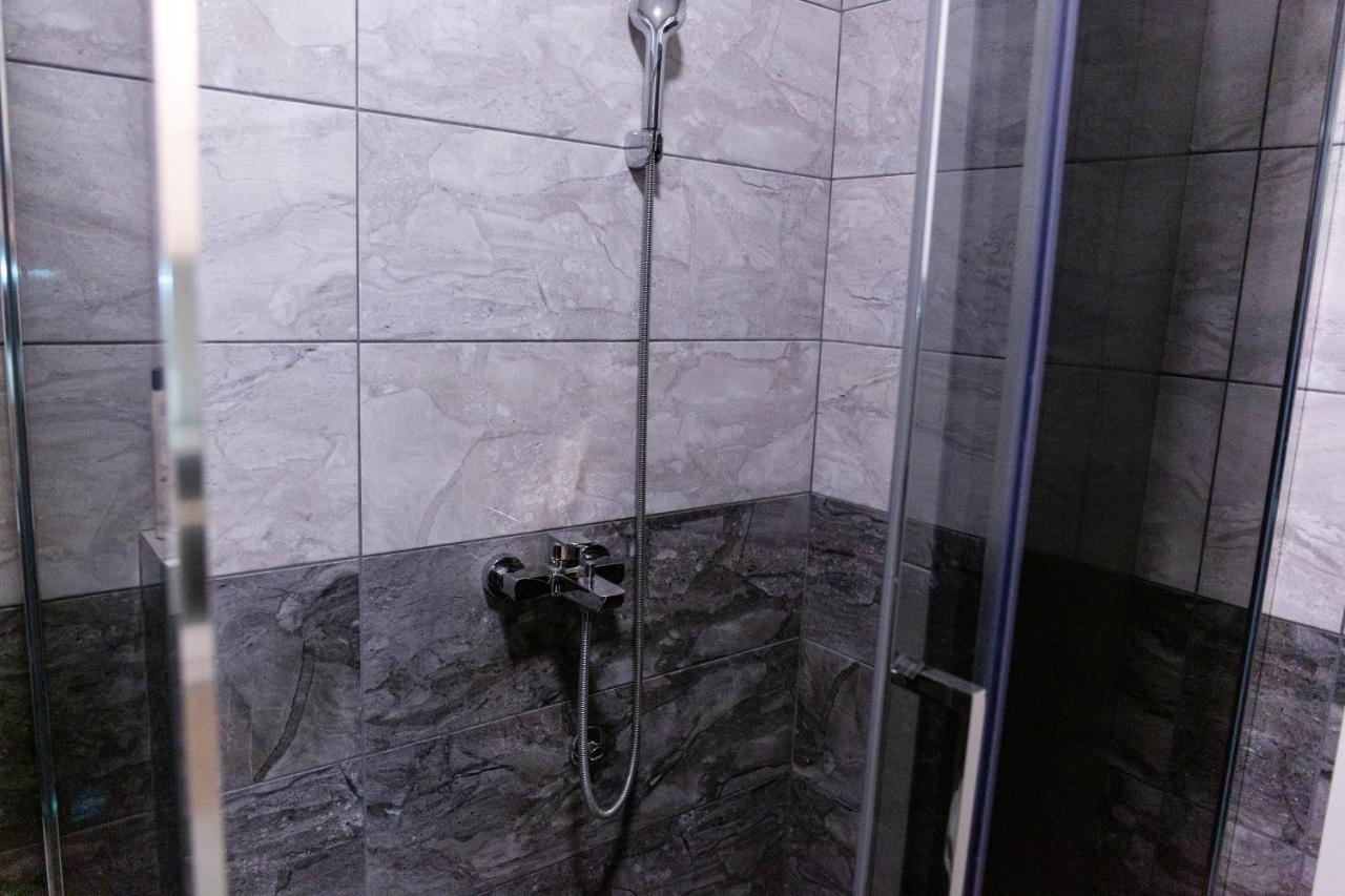 Spa Apartment Nalis Ni Exteriör bild