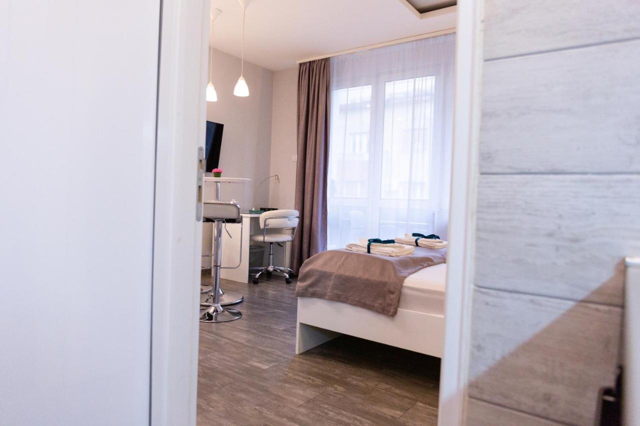 Spa Apartment Nalis Ni Exteriör bild