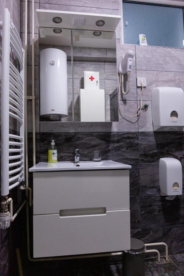 Spa Apartment Nalis Ni Exteriör bild